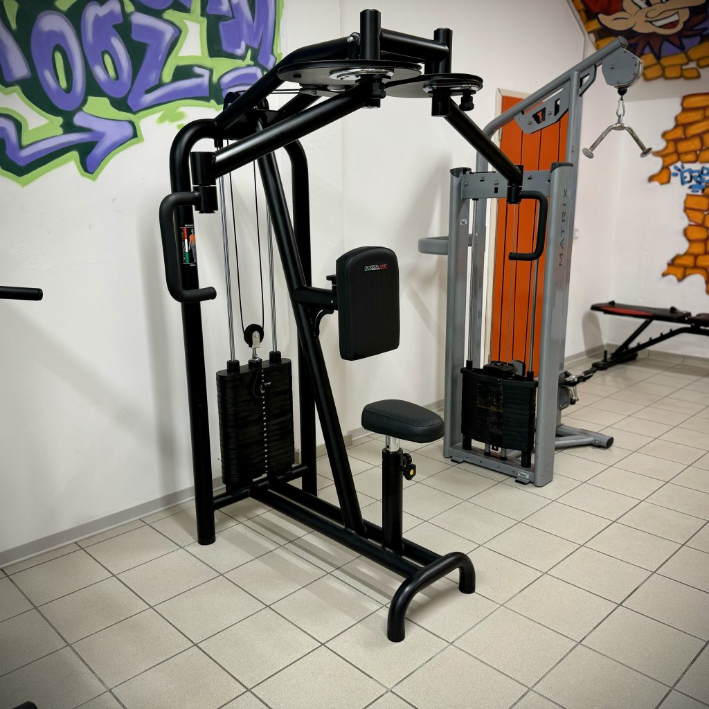 palestra-naonisgym-allenamento-convenzione-studenti-pordenone